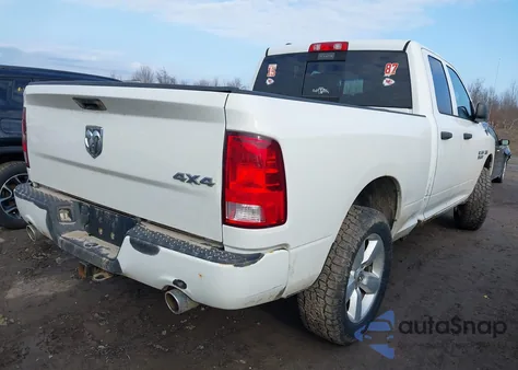2015 Ram 1500 Express из США, поврежденный, VIN 1C6RR7FT2FS751614